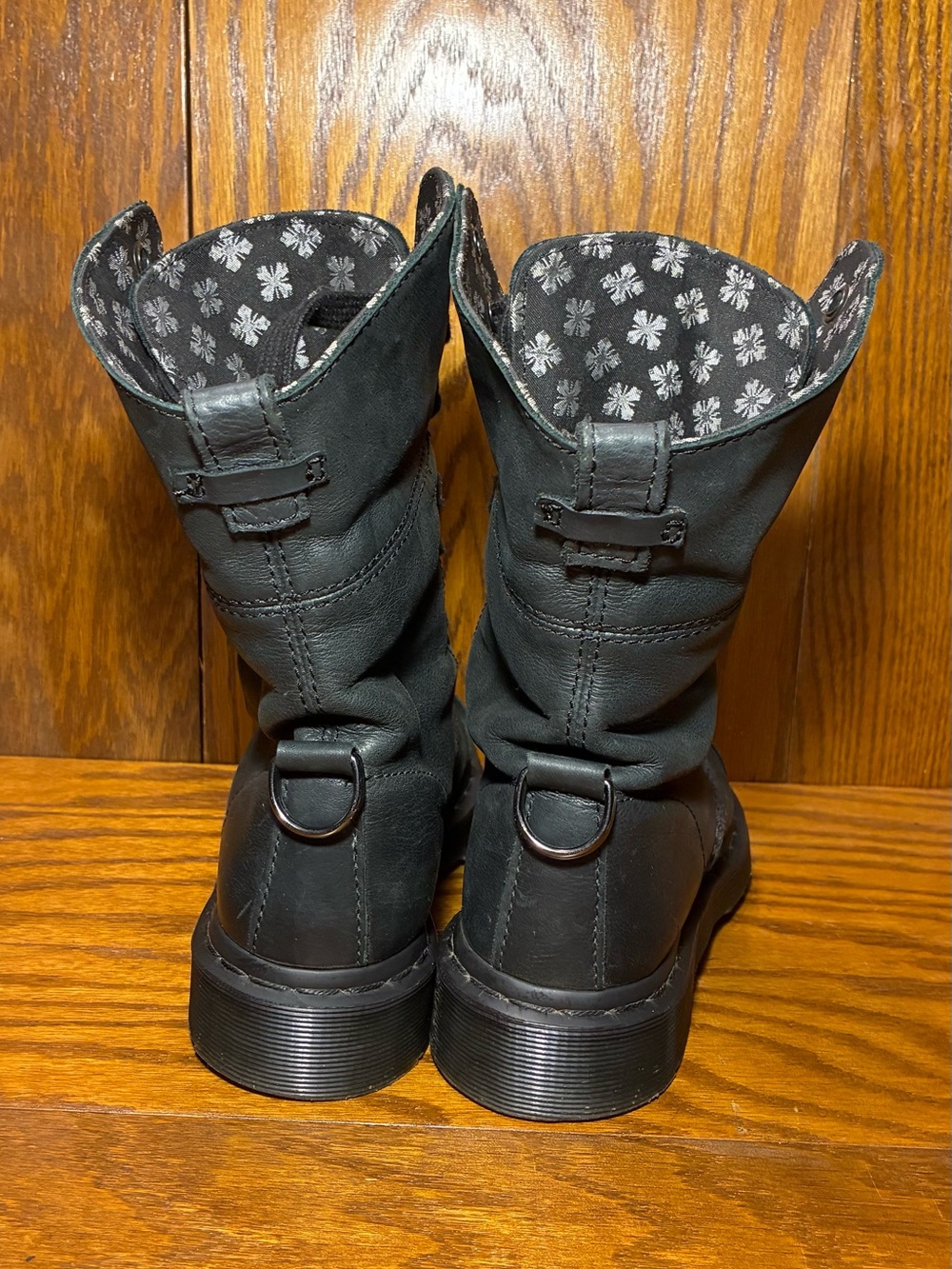 Dr. Martens Aimilita Floral Fold Down Cuff Black Leather Combat Boots Sz 7 - Picture 5 of 14